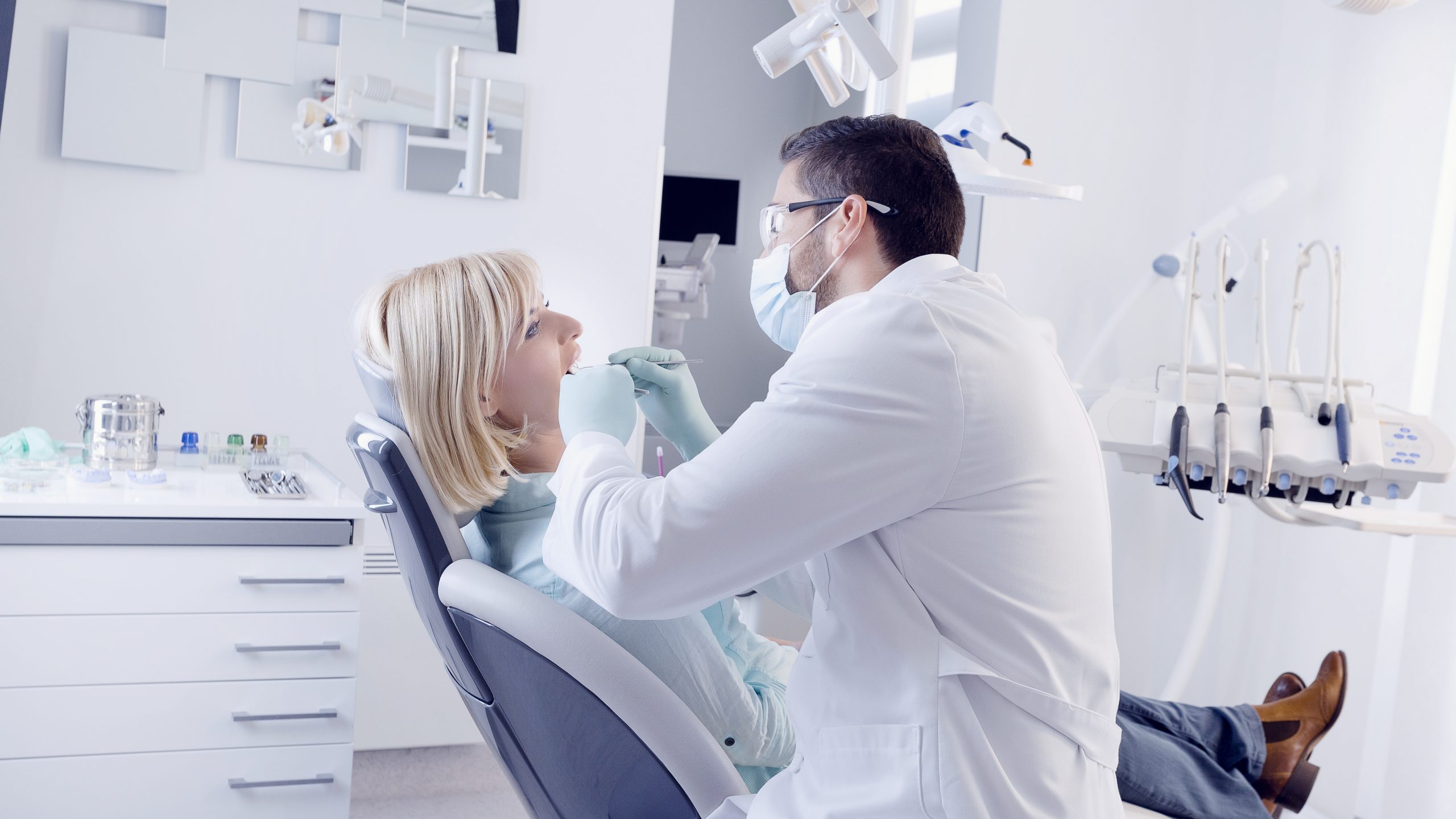 Dentist in Holly Springs, MS